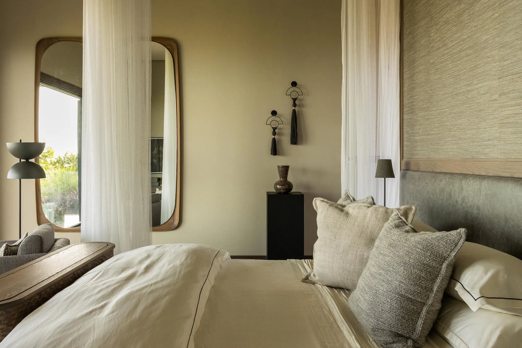 Room gallery image 4.