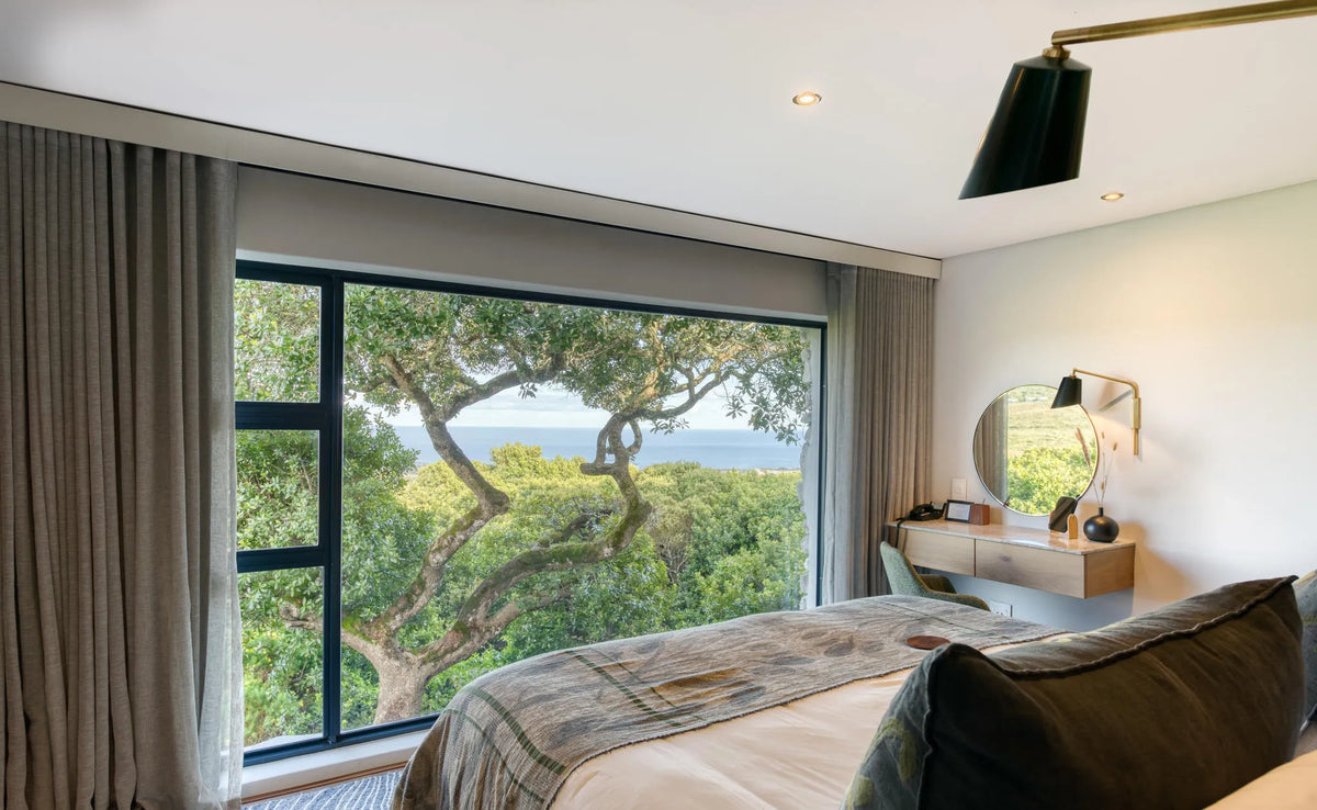 Room gallery image 1.